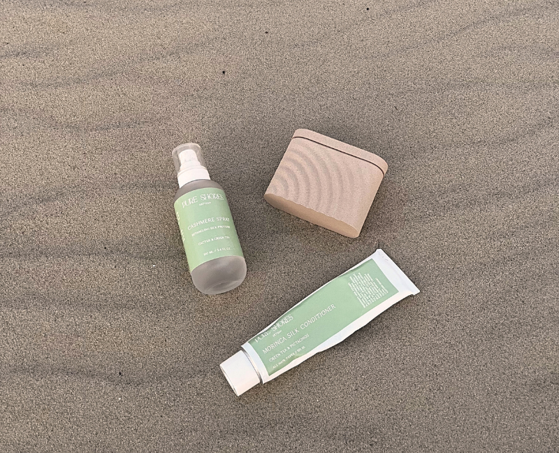 Moringa Silk Set + Waves Travel Case