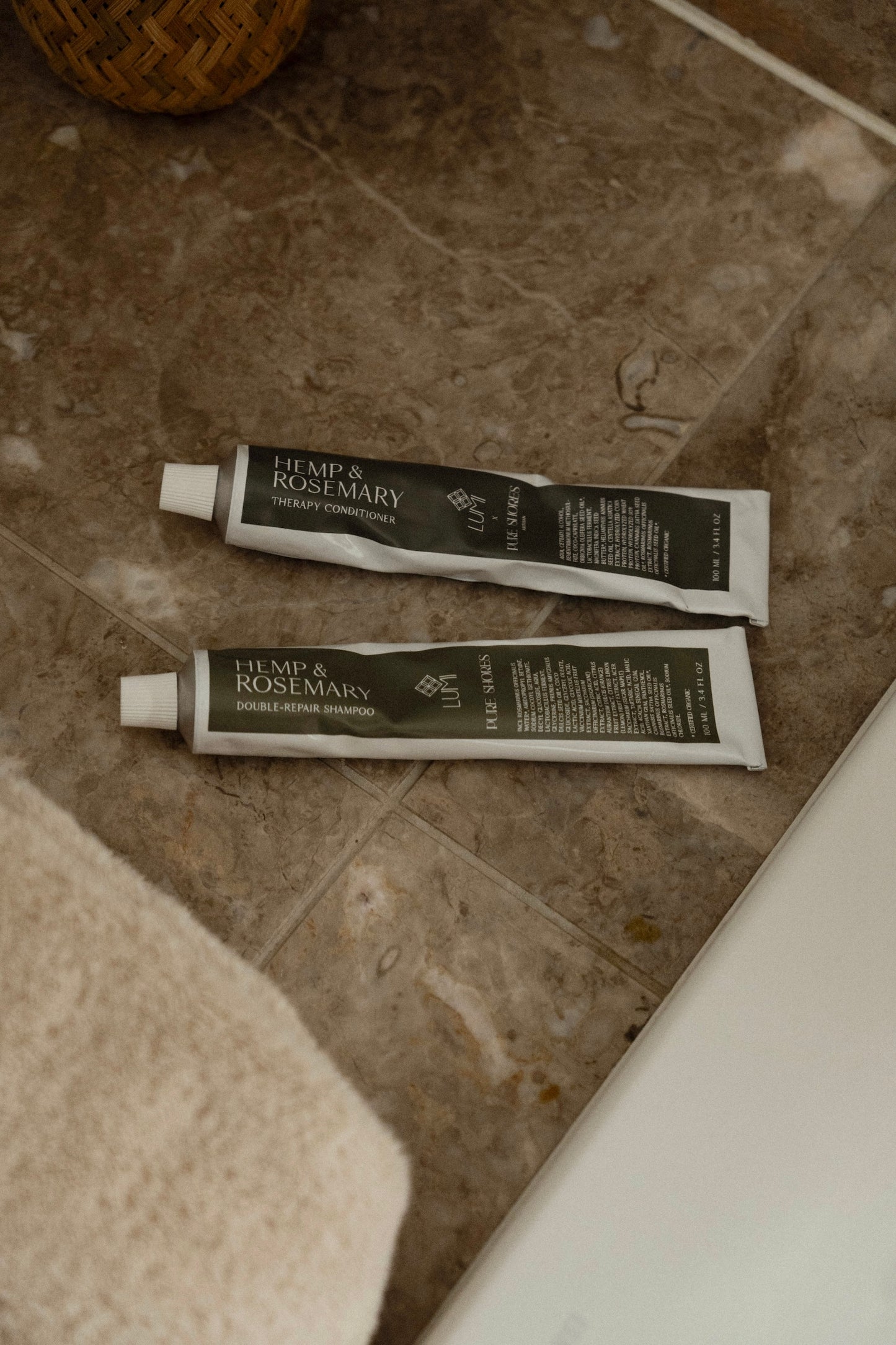 Hemp & Rosemary Conditioner LUMI x Pure Shores artisan